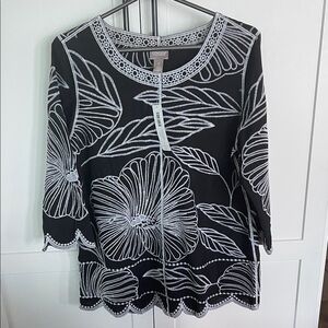 Chico's Monochrome Leaf Pattern Blouse